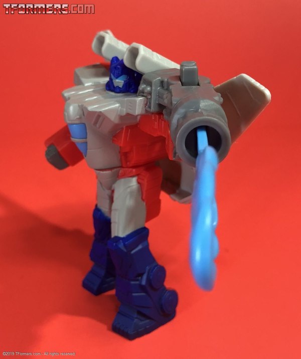 Gallery Burger King Sky Turbine Optimus Prime Cyberverse Transformers Toy  (5 of 38)